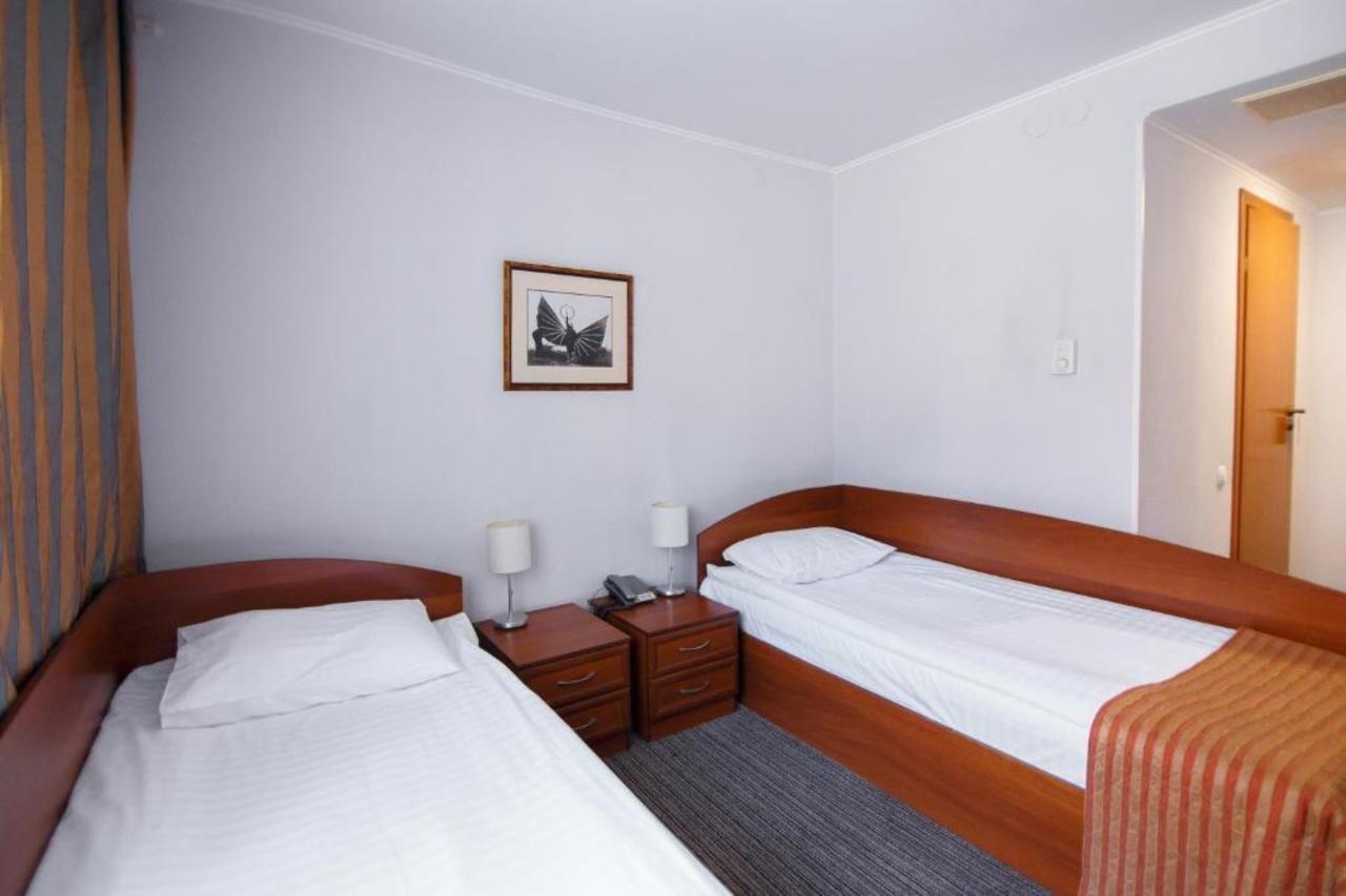 Optima Kropyvnytskyi Hotel Esterno foto