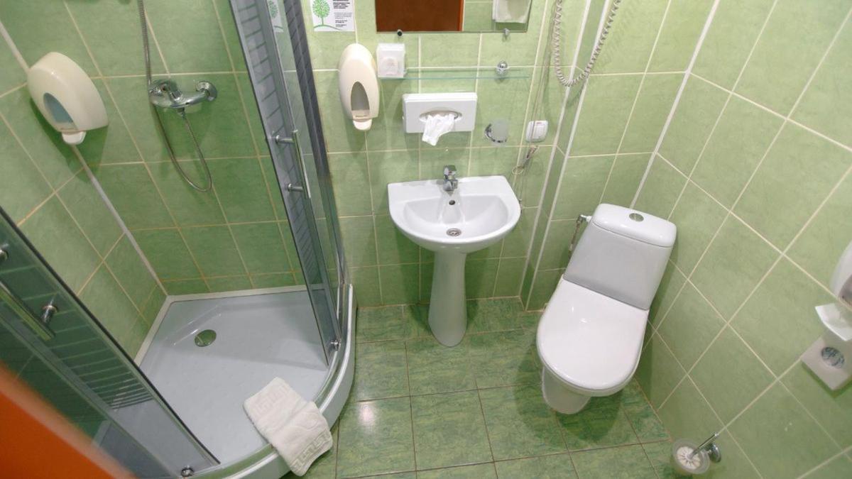 Optima Kropyvnytskyi Hotel Esterno foto