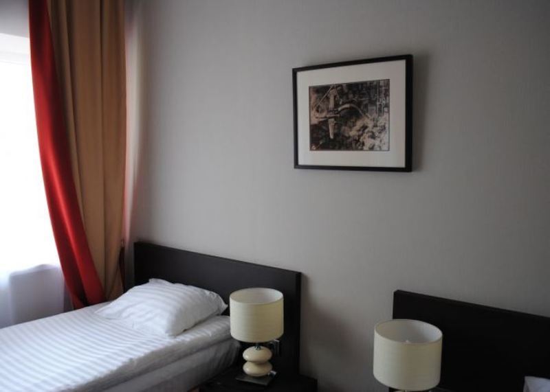 Optima Kropyvnytskyi Hotel Esterno foto