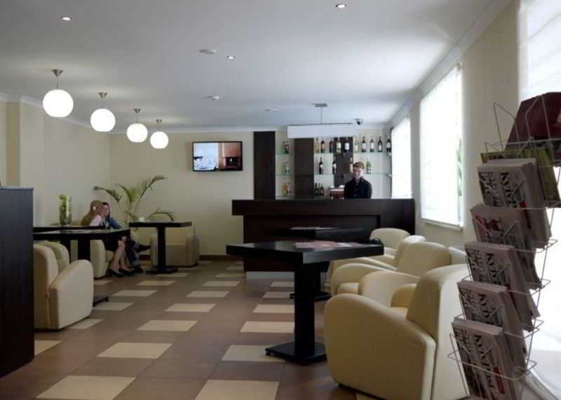 Optima Kropyvnytskyi Hotel Esterno foto