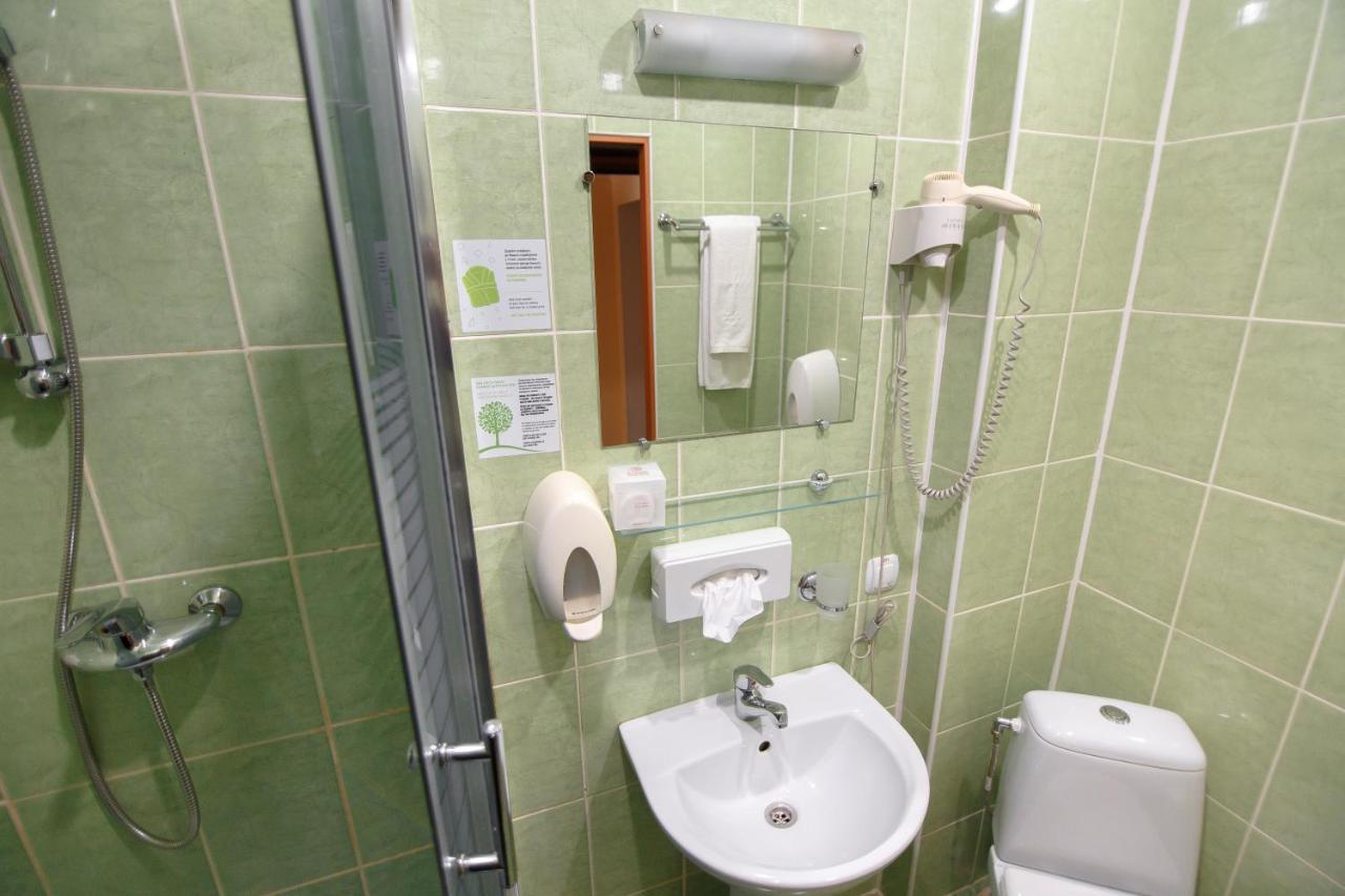 Optima Kropyvnytskyi Hotel Esterno foto