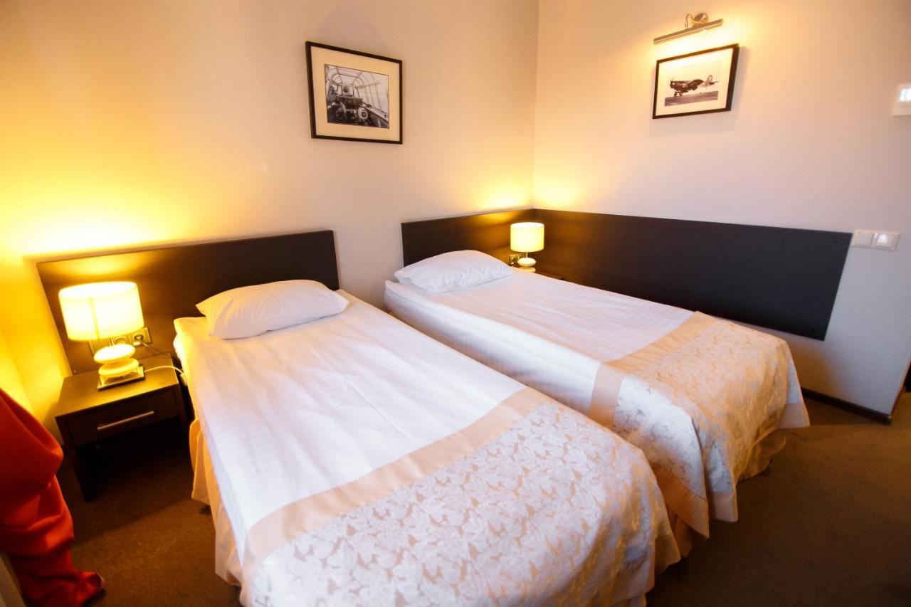Optima Kropyvnytskyi Hotel Esterno foto