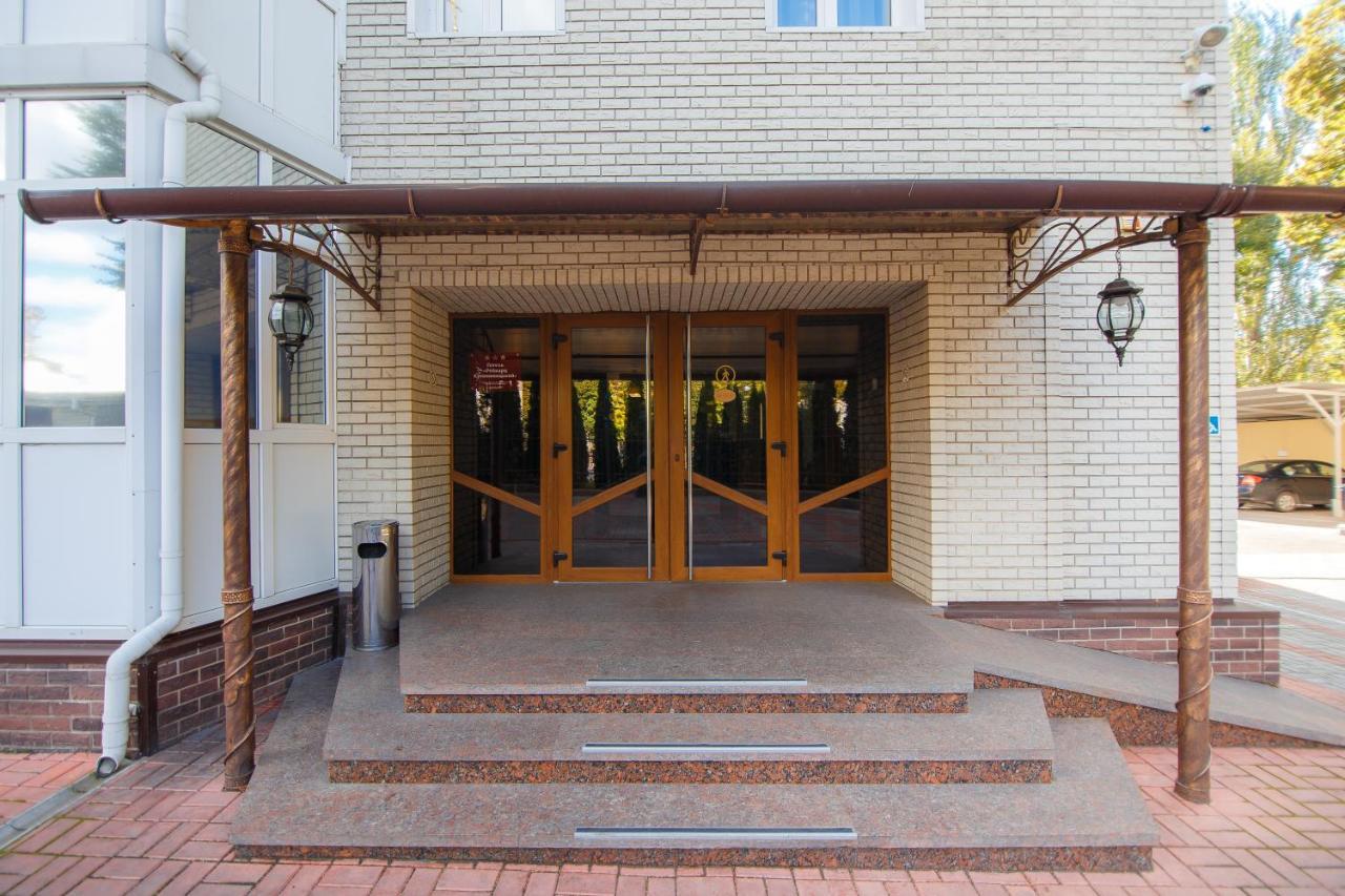 Optima Kropyvnytskyi Hotel Esterno foto